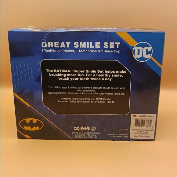 DC Batman 3 piece Smile Set - Picture 6 of 9